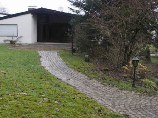 Einfamilienhaus mit Einliegerwohnung