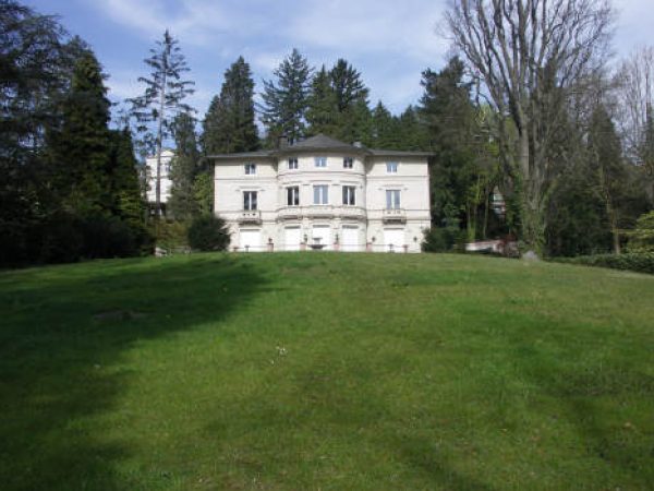 Herrschaftliches Villenanwesen