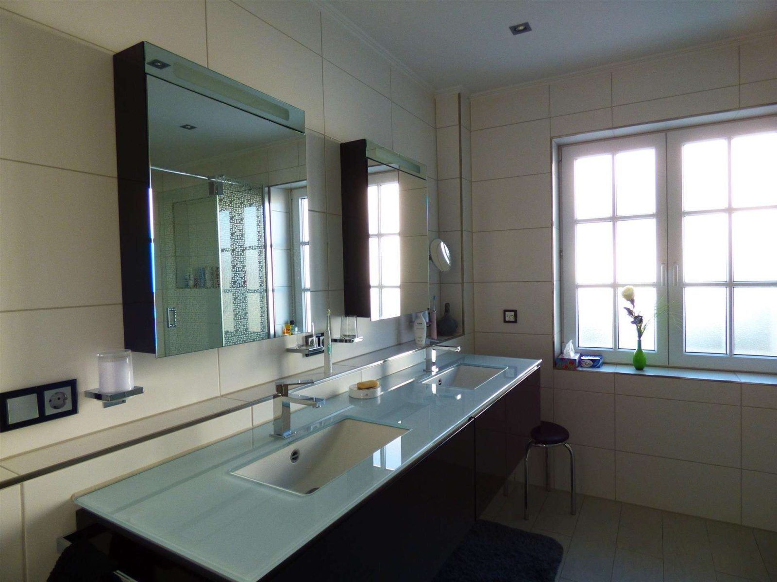 Exklusive Maisonette-Wohnung mit Traumblick in bevorzugter Lage — Badezimmer