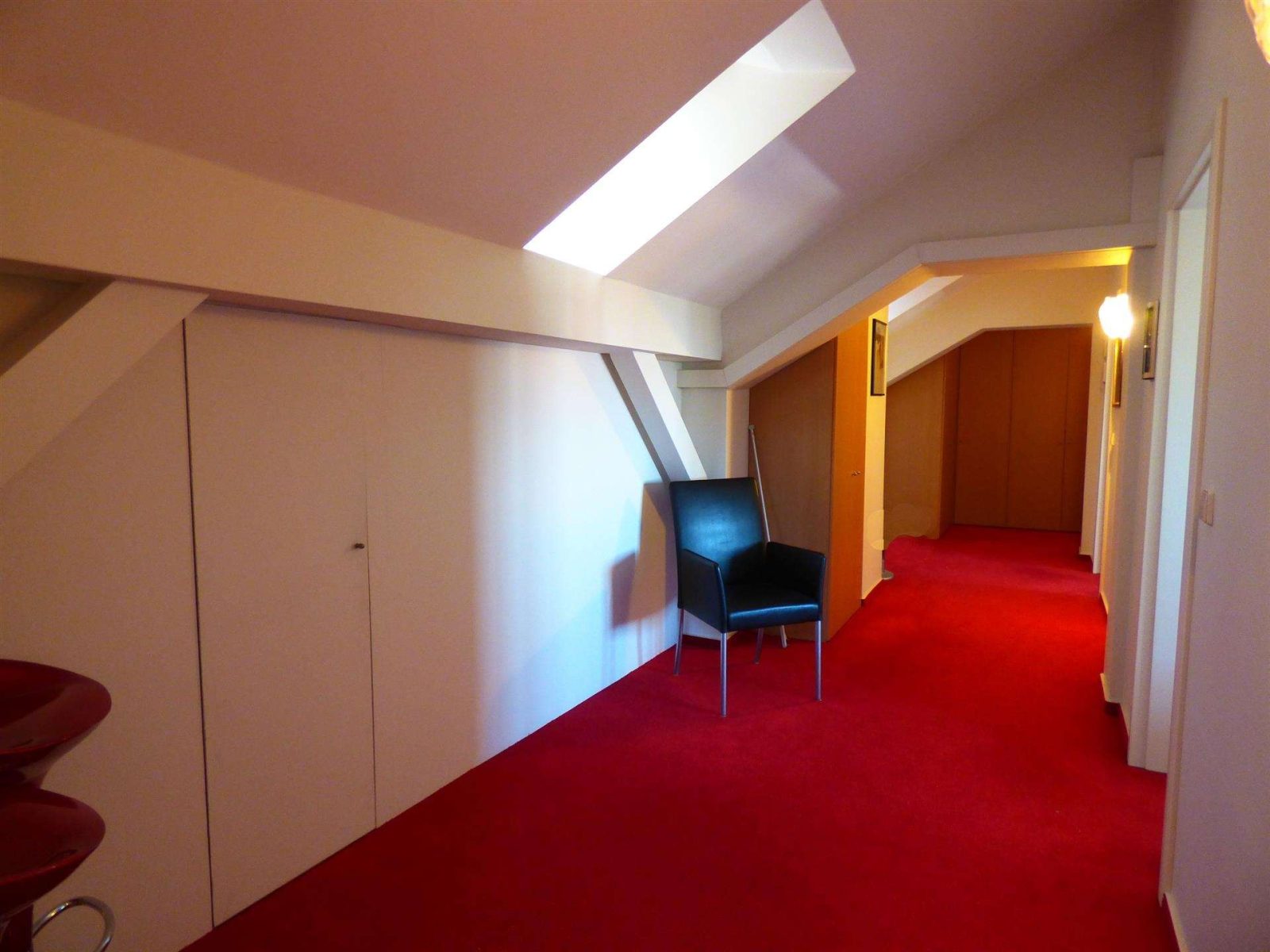 Exklusive Maisonette-Wohnung mit Traumblick in bevorzugter Lage — Diele_Oben